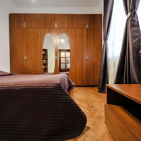 Apartment Romanian Boutique
